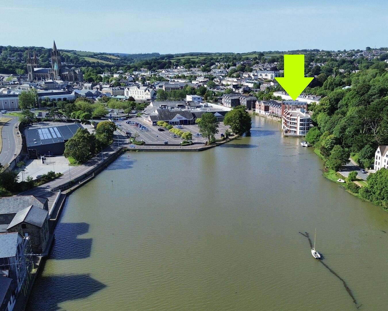 2 bed property in Malpas Road, Truro